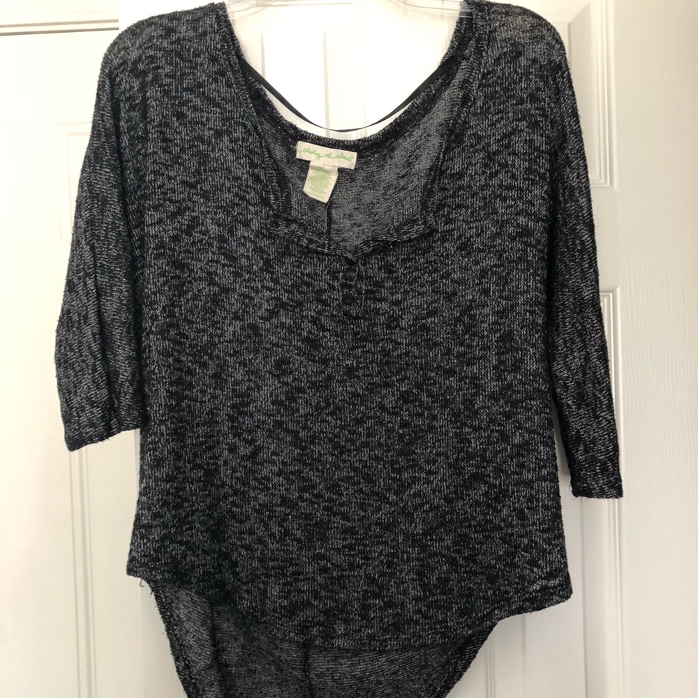 V neck sweater